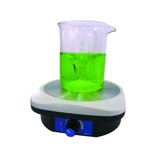 همزن مغناطیسی MS-11C (استیرر) ساخت کمپانی Ezdo تایوان همزن مغناطیسی MS-11C برای مایعات با حجم 1000میلی لیتر تا 2300 دور در دقیقه استفاده نمود. یکی از مزیت های این میکسر، ارتفاع قابل تنظیم و بدنه محافظت شده ی آن می باشد که باعث سهولت در تست و اندازه گیری میگردد. میکسر مغناطیسی MS-11C همراه با هولدر و میله ارائه میگردد. از این همزن می توان در مولتی مترهای مدل PL-700PV/PC استفاده نمود. لطفا جهت سفارش خرید دستگاه به سایت فروشگاهی خرید آنلاین تستا با یکسال خدمات پس از فروش و گارانتی تعویض مراجعه نمایید.